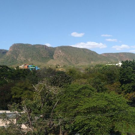Aguas Da Serra Com Acesso Ao Rio E Vista Pra Serra Rio Quente Eksteriør billede